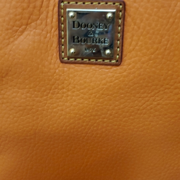 Dooney & Bourke Tote - Picture 2 of 12
